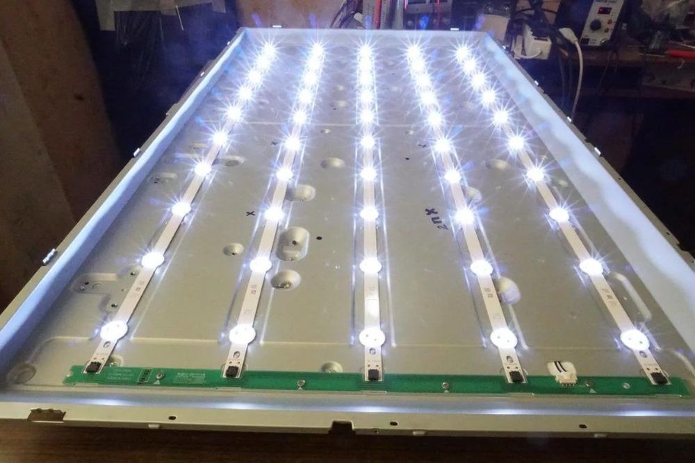 Почему не работает экран телевизора, а звук есть