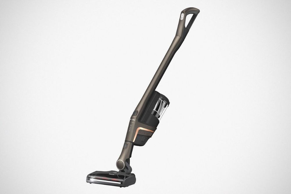 Почему в пылесосе Miele мигает индикатор